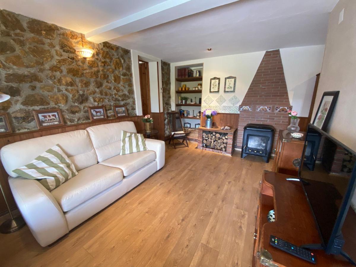 Villa Paraes Nava Ngoại thất bức ảnh